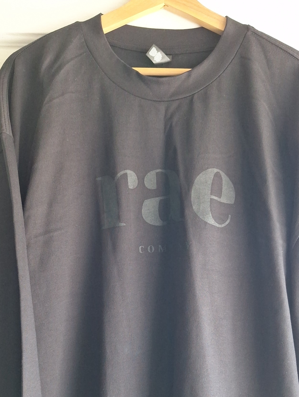 Black Long Sleeve Tee
